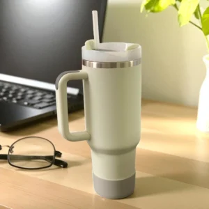 Tumbler 40 onz tipo Stanley – Vaso de acero inoxidable aislado al vacío con tapa y sorbete con base de silicón